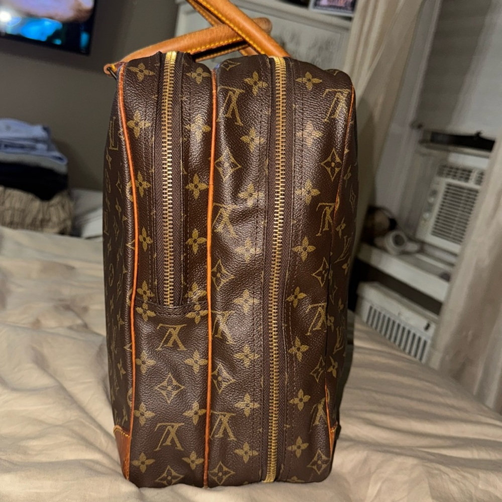 Louis Vuitton Brown Monogram suitcase with Leather Trim - Picture 4 of 16